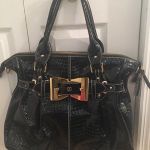 Black leather Ming Wang bag